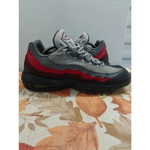 Nike Air Max 95 Essential Grey Men’s Running Shoes Size 11 749766-025 - Picture 2 of 6